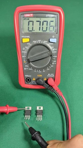 Test ic with multimeter | How to check tda2003 tda2030 tda2050 ic using multimeter #fyp #shenzhenshenming #electroniccomponents #shorts #viralvideo #test #foryou