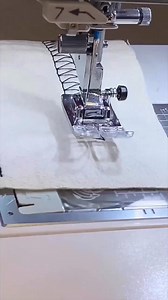 11K views · 394 reactions | #JanomeResponde 邏 En nuestro VIVO, te contamos qué accesorios podes usar en tu máquina, dependiendo si es un modelo de 5mm, 7mm o 9mm de ancho de zigzag. Contanos qué modelo tenés y qué ancho de zigzag tiene tu máquina. Te leemos en los comentarios. ♥️ | Janome Argentina | Facebook