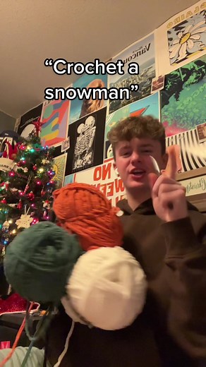 I love him sm 😫🫶 #crochet #crochetersoftiktok #plushies #amigurumi #christmas #snowman