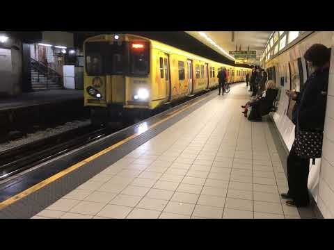 #100 Daily Dose of 🚧 #Train 🛤️ #Railway 🚂 #LevelCrossings 🚦 #High-speed .mp4