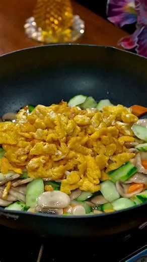 John Mwaviswa on Instagram: "This chef is super talented"