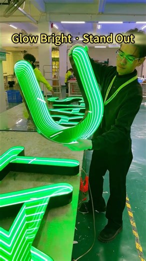 How many effects can the RGB character create #sourcefactory #lampmanufacturer #signshop