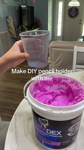 I love the USA (@sabtra102)’s video of DIY Things