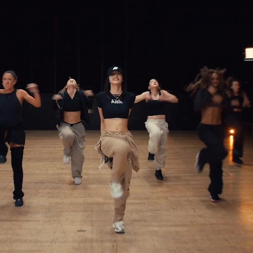 ROCKSTAR Dance Practice Video on YouTube: Lisa Lalisa Lloud