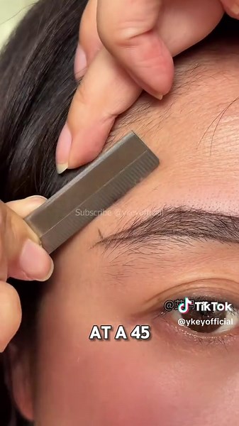 Flawless Brows: Easy DIY Shaping Tutorial for Beginners