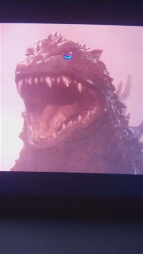 Godzilla (2000) Roaring In Agony And Mad