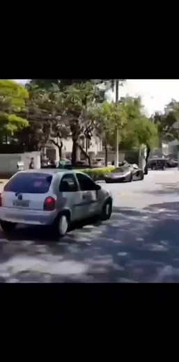 Dropped Cars no TikTok