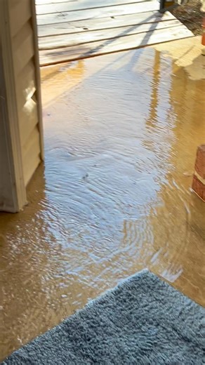 All orders for tomorrow are postponed. As this just happened. Yes, I know to turn the water off. My neighbor and I looked for the shutoff valve could not find one. The valve at the street is so old I had to call the city for help. @topfans Main Street Nutrition Barnesville, Ga. thecornerperk The Country Estate - Williamson Downtown Barnesville City of Barnesville, Georgia English’s Antiques & More Harmony Oaks Home The Small Businesses of Barnesville & Milner, Georgia Barnesville Georgia Downtow