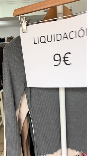 Bajada de precios !! 🔥🔥 la mejor moda a precios irresistibles …🥰🥰 📱Pedidos 679 14 55 03 Todo en 👉www.lauracontrerasmoda.com #liquidacion #modafemenina #navidad #descuentos