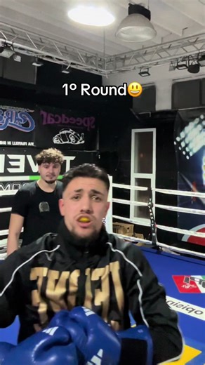 Video di THOMAS VILLA🤴🏻 (@thomas.villaa) con original sound - VisualizeR