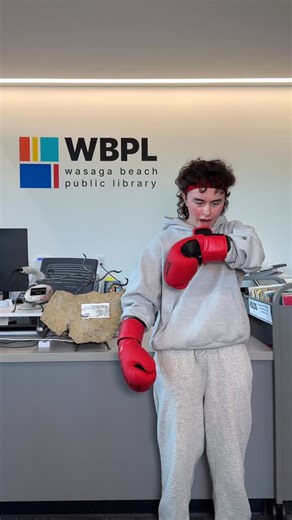 📚✨ Tonight’s the night! We can’t wait to welcome you to Georgian Bay Reads — happening 7:00–9:00 PM at the Wasaga Beach Public Library (544 River Road West)! The Beach Bites team will be collecting non-perishable food donations before the event — thank you for supporting our local food drive. 💛 🚗 Parking Reminder: Parking at the library is limited due to nearby construction. Please access the building via Theme Park Drive. 🚌 Free Event Shuttle Running continuously between the Old Wasaga Aren