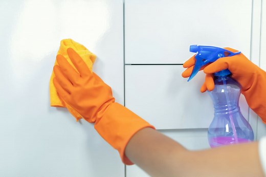 Nettoyer son carrelage sans laisser de traces : nos 6 règles d'or