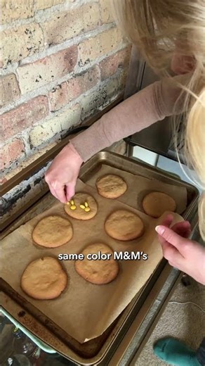 Taste of Home Editor, Lauren, shows how to make #EasterBunnyCookies with this easy M&M’s trick!