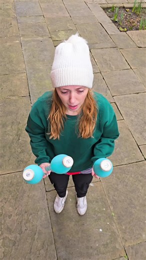 Ventriloquist Meets Juggler: Street Show in Covent Garden