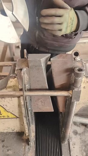 Forging Giant Drill Bits： Shaping Steel for Massive Drilling | Robin Raven