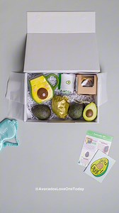 22 reactions | You know what pairs perfectly with holiday cheer?...