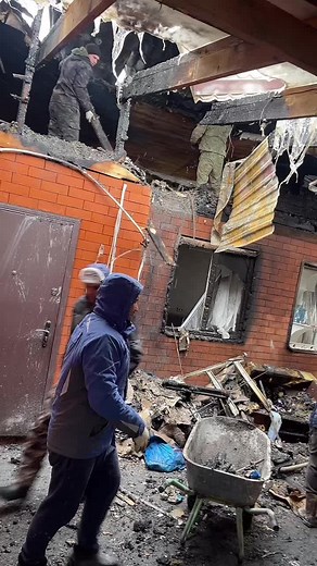 Firefighters Respond to Major Building Blaze