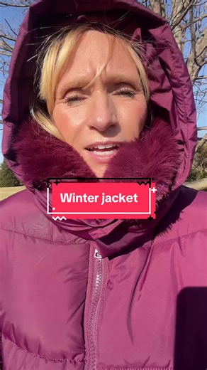 Stay Warm this Winter with a Versatile Ski Jacket