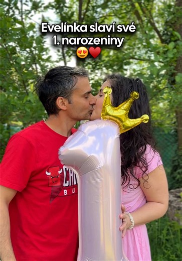 Evelínka slaví 1. narozeniny: rodinná oslava a poděkování