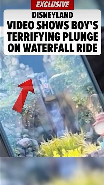 POV: Boy Plunges Down Tiana’s Bayou Waterfall! 😳 At Disneyland