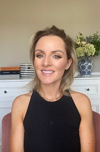 43K views · 1.2K reactions | Hi Everyone, I know some of you are a little apprehensive about using our new cream cool contour/bronze so I am hoping this video will help put you at ease! :-) I can honestly say that these are the easiest products ever to use and they make the skin look so healthy and fresh! If you have any questions just let me know below. Hope you enjoy, Suzie xx www.ayu.ie | AYU | Facebook