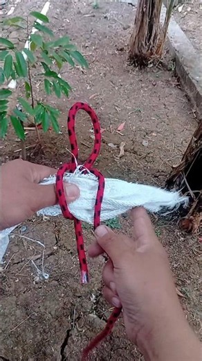 How to Tie a Tarp Without Grommets | Easy Rope Knot