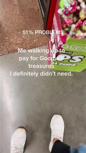 Walking to the Goodwill Checkout Like My Problems Disappeared | Thrift Life