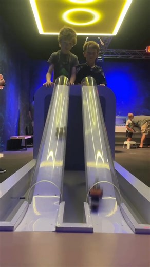 Make the perfect getaway car before Jurassic World by Brickman® is gone for good! | Oregon Museum of Science and Industry (OMSI)