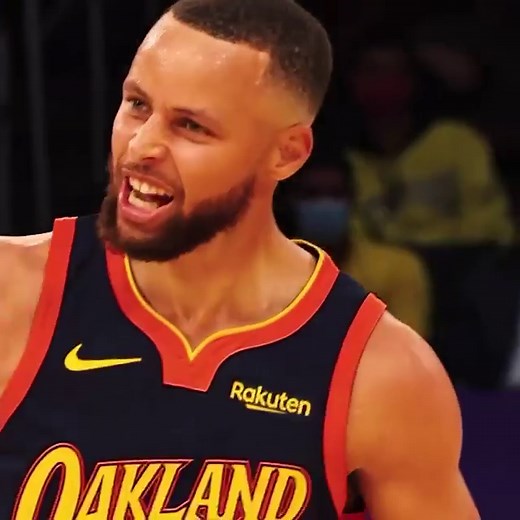 696K views · 27K reactions | Stephen Curry and LeBron James have some amazing highlights against one another as their teams have matched up over the years! Tune-in TONIGHT to see them battle it out! : LAKERS/WARRIORS : ABC ⏰: 8:30pm/et | NBA | Facebook