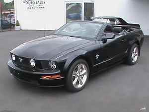 2009 Ford Mustang GT Premium Convertible - A Start-Up & Complete Documentation