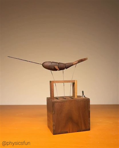 Narwhal Automaton: a flick of a switch sends this narwhal swimming via slender linkages to a rotating cam shaft in the base. Wonderful use of mechanical translation from rotational motion to the complex motion of this long toothed cetacean. This kinetic sculpture’s motor is powered by one AAA battery which also turns a music box. ➡️ Follow the link in my profile for information on where to get this device and many other amazing items featured here on @physicsfun #linkage #physicsfun #narwhal #ph