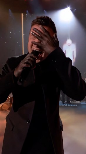 twenty one pilots | The Line tonight from @TheGameAwards | Instagram