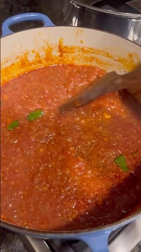 The BEST Italian Meat Sauce 🇮🇹🍝🥩 #meatsauce #italian #recipe