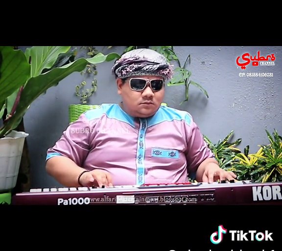 JAGALAH KEHORMATAN: Renungan Hidup dan Muzik Subro