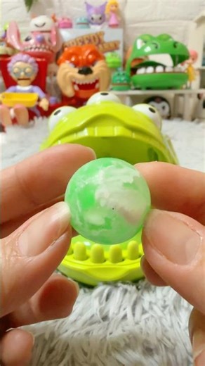 ASMR ALIEN DENTIST LOVE EATING GREEN CANDY #shortvideo #asmr #trending #shorts