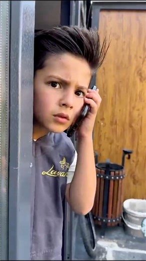 Waiter child saved the girl 😱♥️👻#shorts