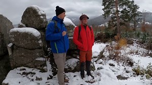 Un SECRET sous la montagne 🏔 Perdue pendant des années, je visite avec JB une galerie allemande extraordinaire. Ce tunnel date de surement de 1915. Long d’une quarantaine de mètres il relie un poste d’observation bétonné depuis les tranchées de de la première ligne. Les pionniers ont construit cet ouvrage en utilisant les gros moyens, en taillant directement un escalier dans la roche. Ce tunnel est l’un des plus exceptionnels du Front des Vosges. Crédits photos : Juju Jm JB Bunker Memory Crédit