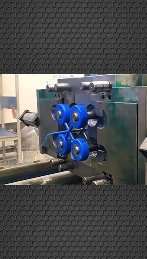 Injection molding - Unique ejection method