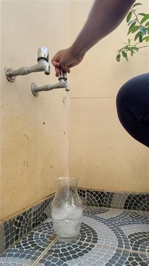 How to fill a glass jar with Water?