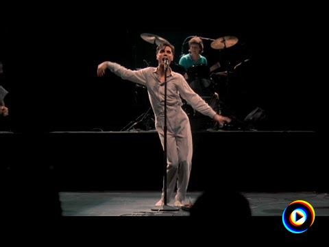 Talking Heads — Stop Making Sense (Live) | Lyrics, Song Meanings & Music Videos
