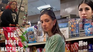 Women Love Bulge Watching #1 (Bulge Watching Compilation Social Experiment)