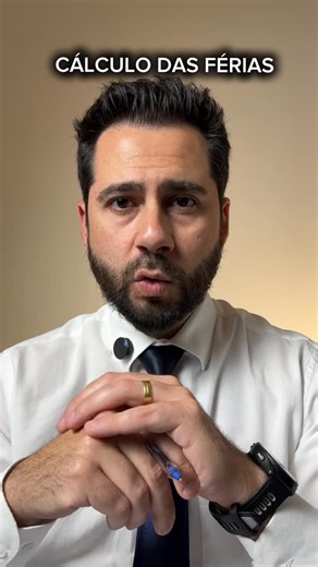 💸 O cálculo das férias é feito pelo valor da carteira ou do holerite? Pra fins de férias, o que vale é o que você realmente recebe — e não só o valor que está anotado na carteira. ✏️ Exemplo: Na carteira: R$ 1.600 No holerite você recebe mais de R$ 3.000 ➡️ As férias têm que ser calculadas sobre R$ 3.000, porque o cálculo é feito com base na remuneração real. 💡 Dica: tudo que você recebe de forma habitual (salário, adicionais, médias de horas extras, comissões) entra na base das férias. ⚖️ Fér