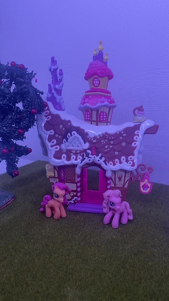 Ignore the lighting in this video i just couldn’t get it right😭 #fyp #mlp #mlpfandom #mylittlepony #foryou #mlpg4 #childhood #nostalgia #collector #mlphairstyle