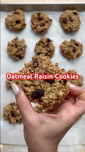 Oatmeal Raisin Cookies