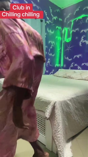 Happens is freee chilling chilling got Pampers boy #foryoupageofficial #fyp #ghanatiktok🇬🇭 #ghost @@pilato_gh_ @Appiah Stadium @Ama🇬🇭🔑💝 Yeboah❤️ @DG @DopeNation