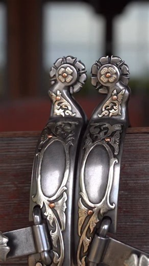 ❄️ You know what doesn’t close due to ice and snow? On-line shopping! Open 24/7 online - we have plenty of brand new spurs in stock and ready to ship. And, for all the barrel racers, we have plenty of Barrel Bits in stock as well! Shop kerrykelleyspurs.com #kerrykelleybitsspurs #kerrykelley | Kerry Kelley Bits & Spurs