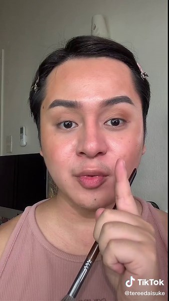 Eyeshadow tutorial for beginners 🥰 #makeup #makeuptutorial