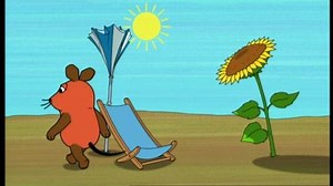 17K views · 549 reactions | Sonnenblumen und Sonne - so mögen wir den Oktober. ☀️ | Die Maus | Facebook