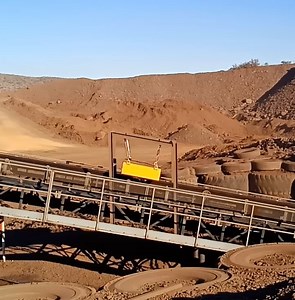 [Hot Item] Cross Belt Permanent Neodymium Magnet Magnetic Separator for Belt Conveyor