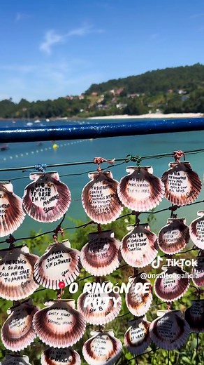 Chiringuito con vistas a la Playa de Aguete en Pontevedra